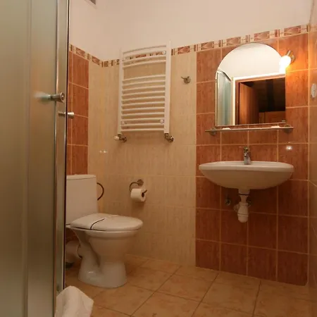 альпийский двор 3*