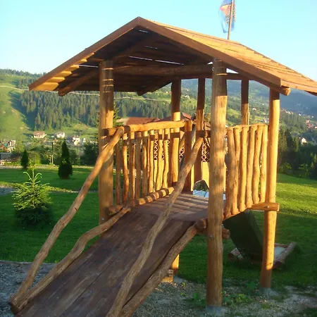 альпийский двор 3*