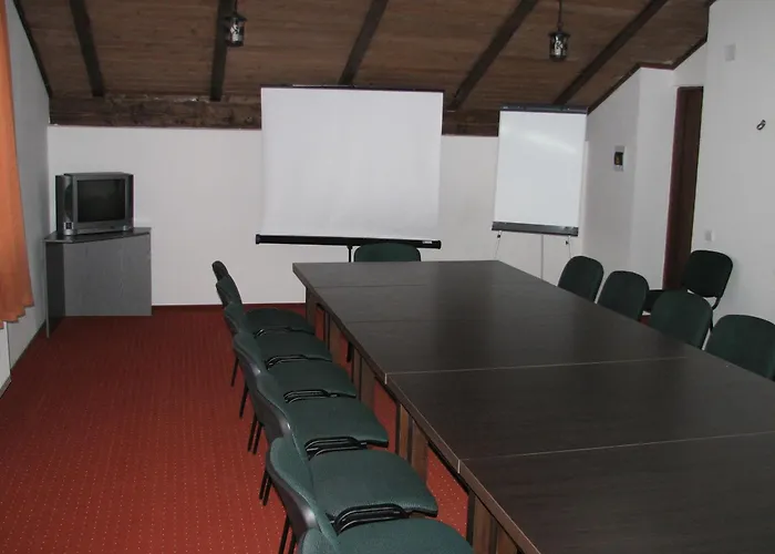 Alpenhof Pansion Szálloda Szlavszke