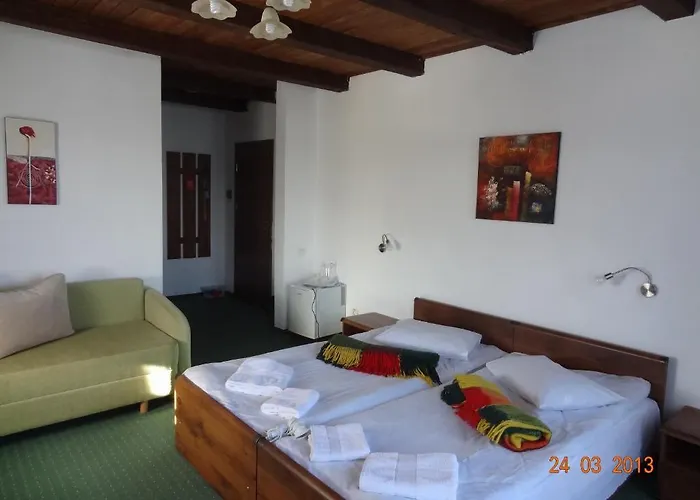 Alpenhof Pansion 3* Sławsko