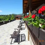 альпийский двор Отель