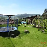 альпийский двор Отель Славское