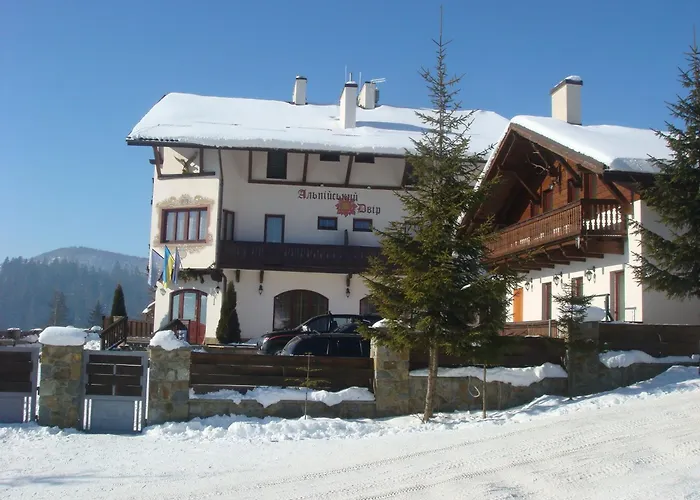 Hotel Alpenhof Pansion Slavske